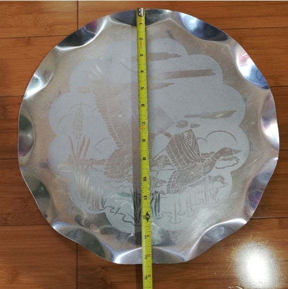 Vintage Aluminum Serving Tray Dish Platter - Picture 2 of 11